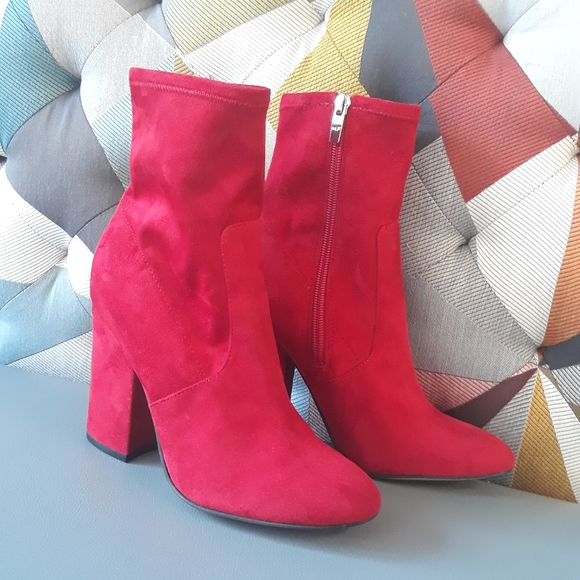 Marc Fisher Shoes - ♥️Marc Fisher Newbie Ankle Boot - Red Faux Suede Size 7M